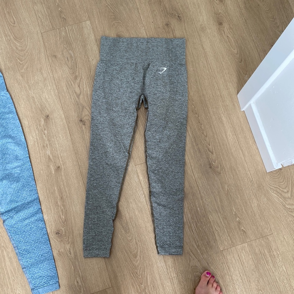 Greenish grey gym shark leggings